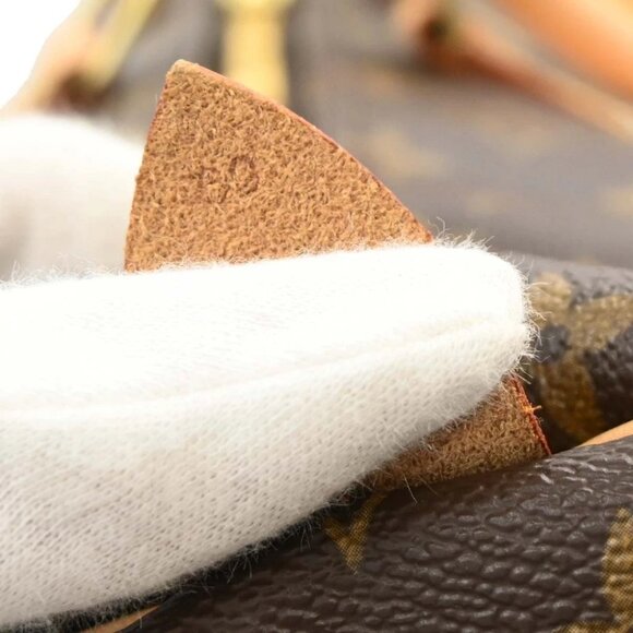 Louis Vuitton Monogram Keepall 60 Duffle Handbag - Picture 8 of 10